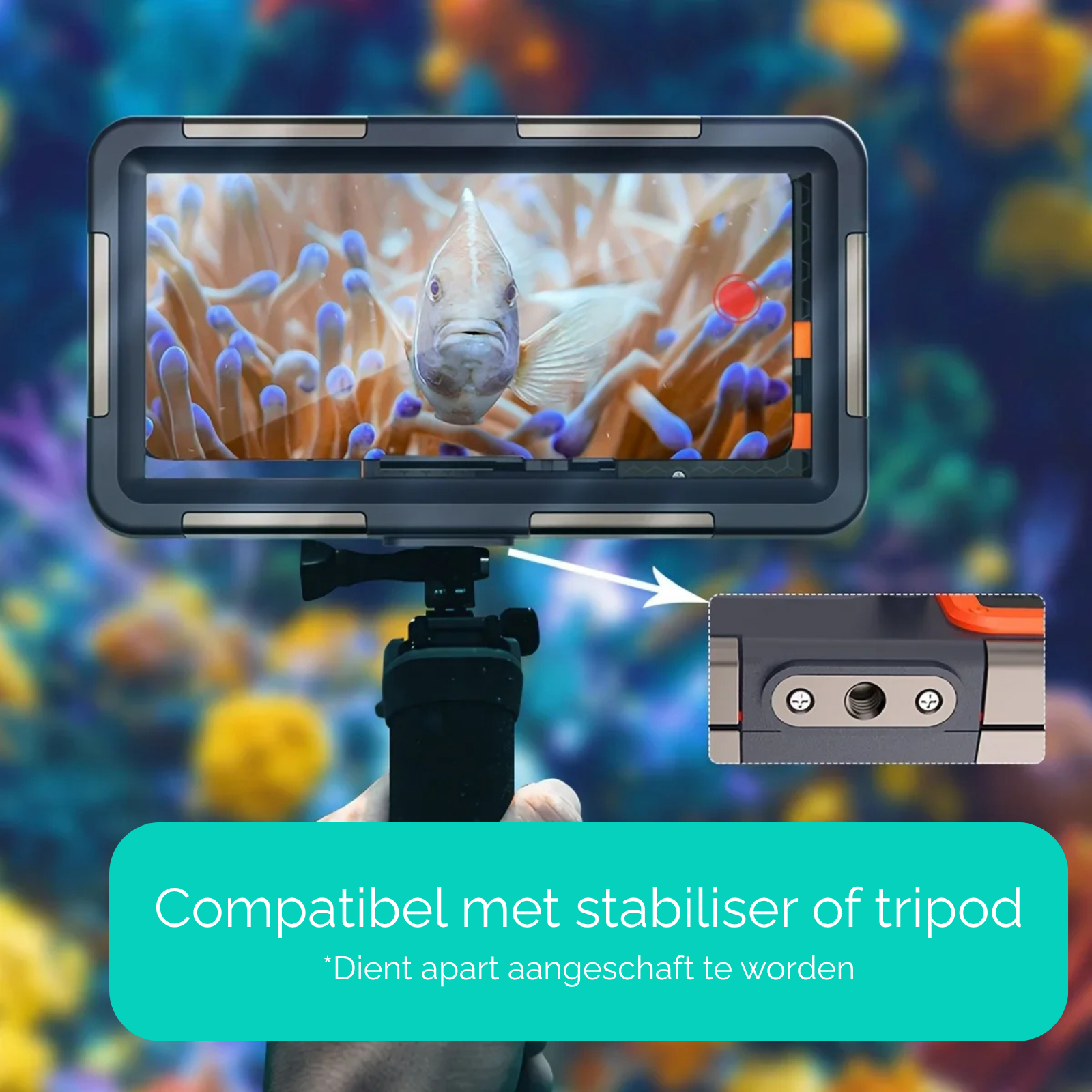 Billede af en smartphone i et beskyttende cover, der viser en fisk i et akvarium. Kompatibel med stabilisator eller stativ.
