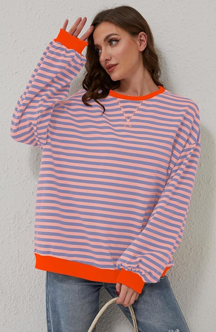 Elyna | Oversized svetr s pruhy - sezónní must-have v módě