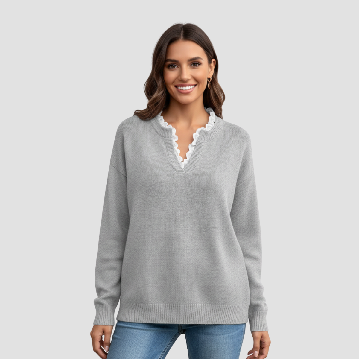 Pull tricoté pour femmes avec bord ondulé et col roulé élégant