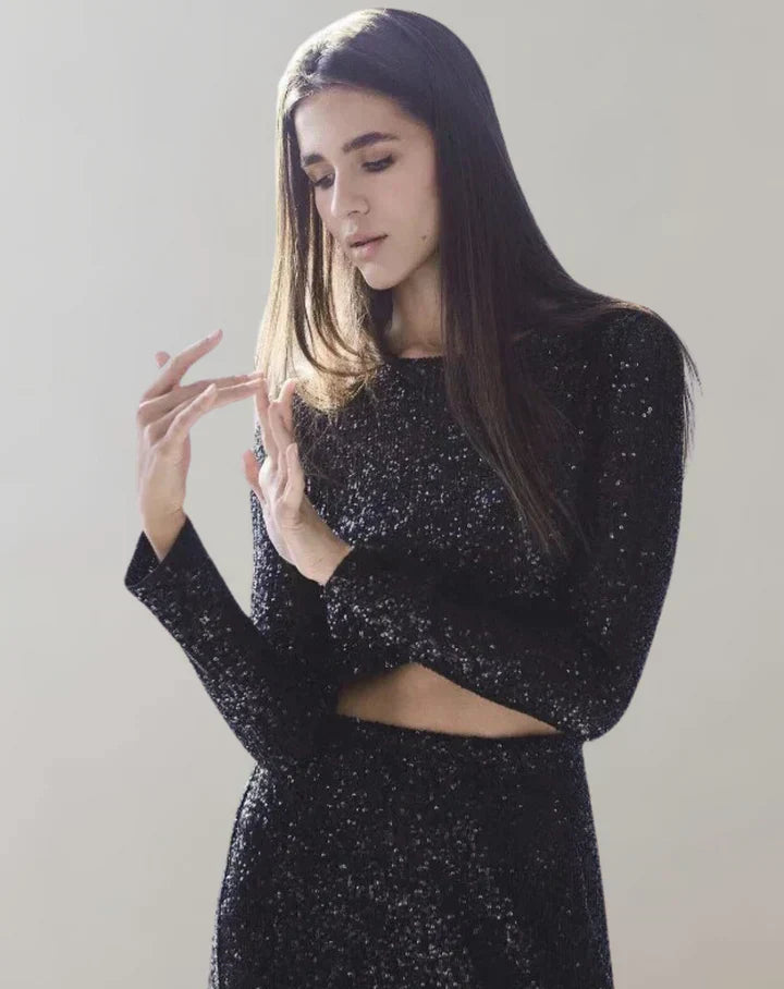 Liora třpytivý krátký top | Lesk a elegance pro glamorózní vzhled