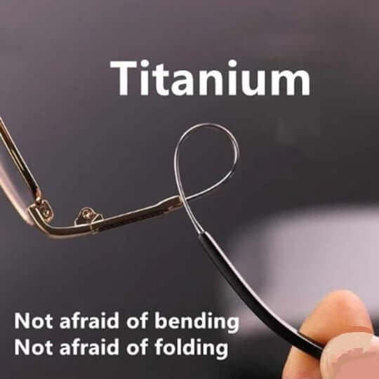 Brilleramme i titanium, fleksibel og holdbar, bøjes uden at knække. Ideel til daglig brug. Letvægtsdesign, modstandsdygtig over for bøjning og foldning.