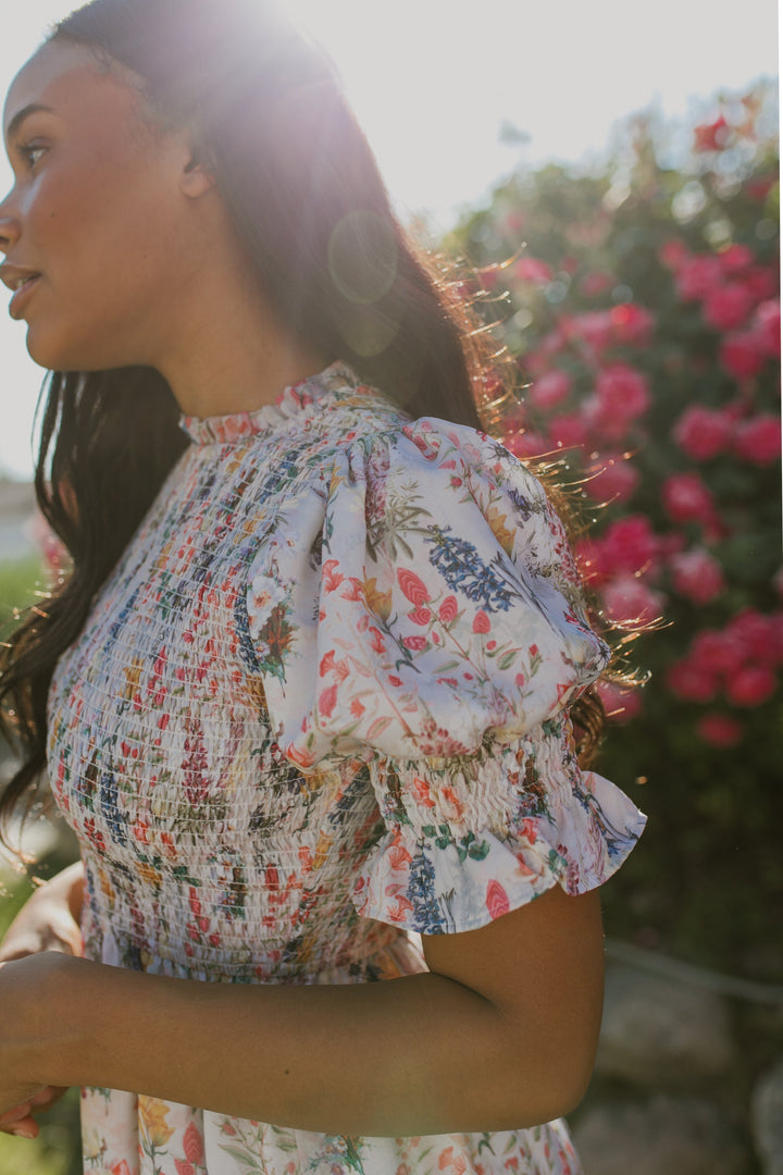 Vestido midi Cordelia para mulheres com estampa floral e corpete franzido | Arejado, feminino e adequado para gravidez