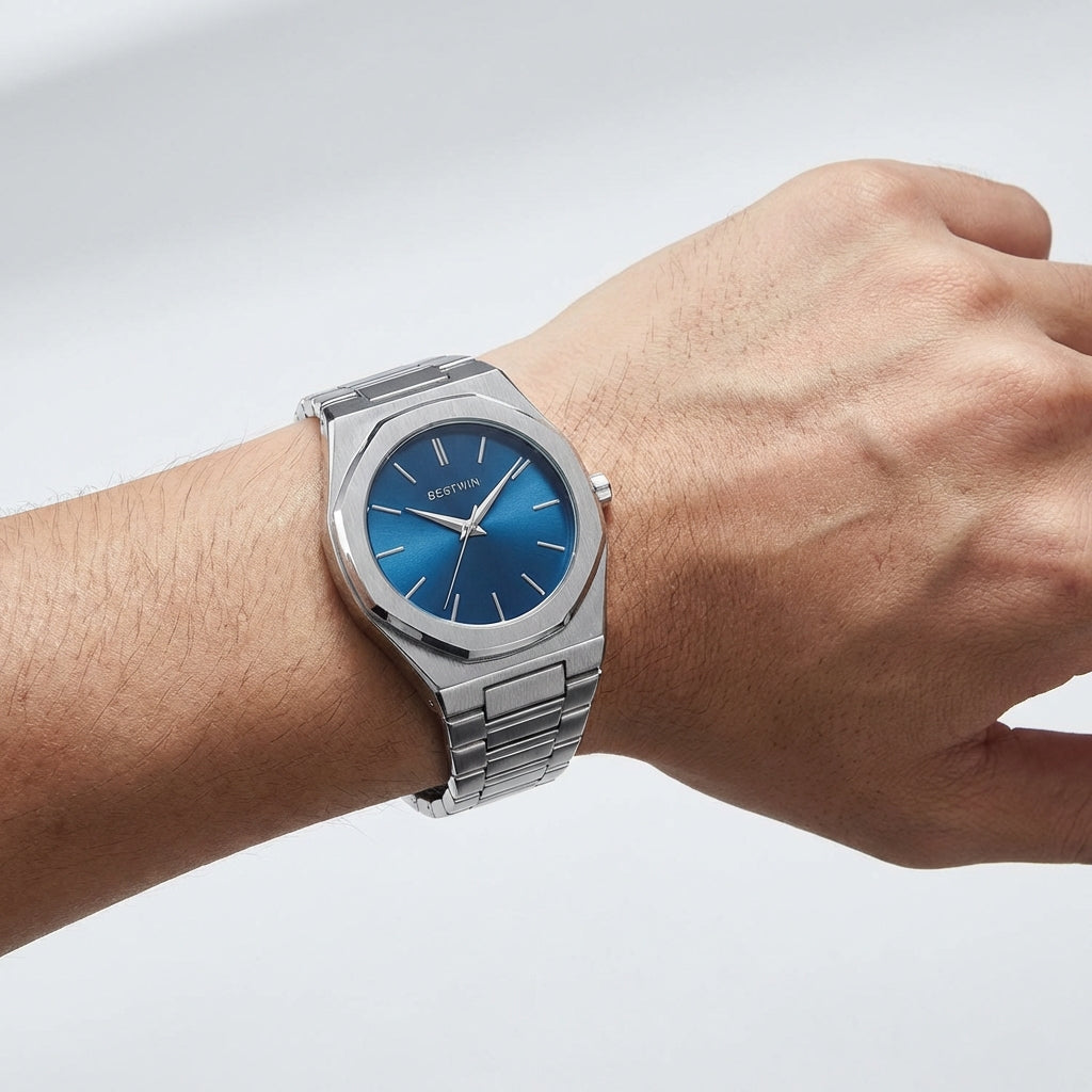 Kysturva - Minimalistisk Herreur Med Lænke