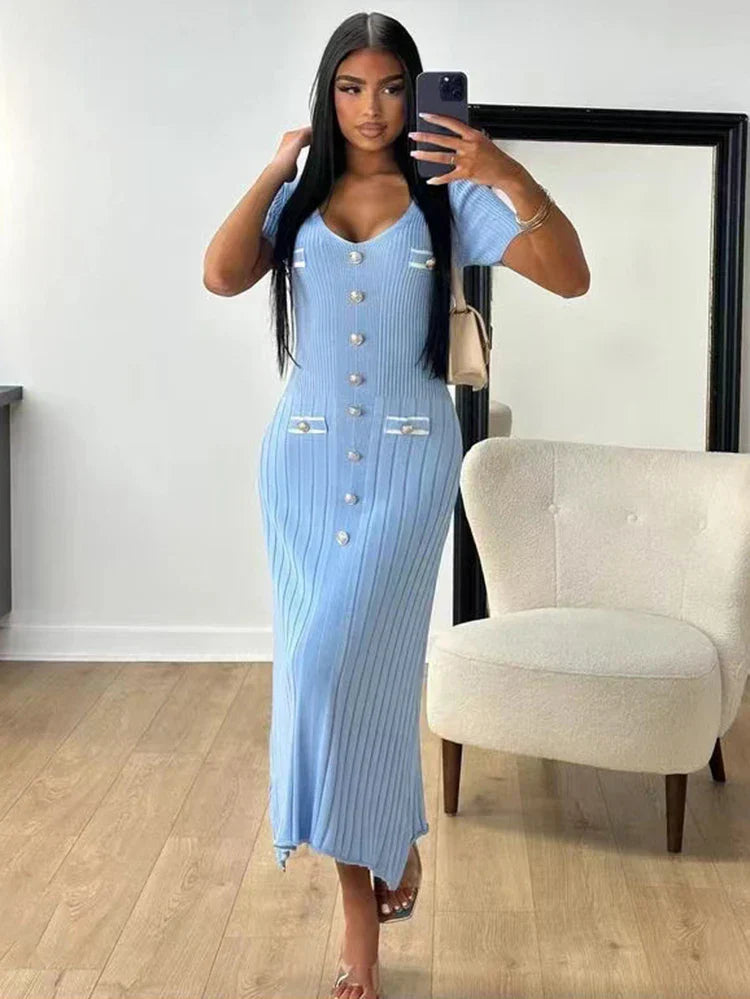 Camille | Φόρεμα bodycon από πλεκτό με V-ντεκολτέ και κομψό κούμπωμα με κουμπιά