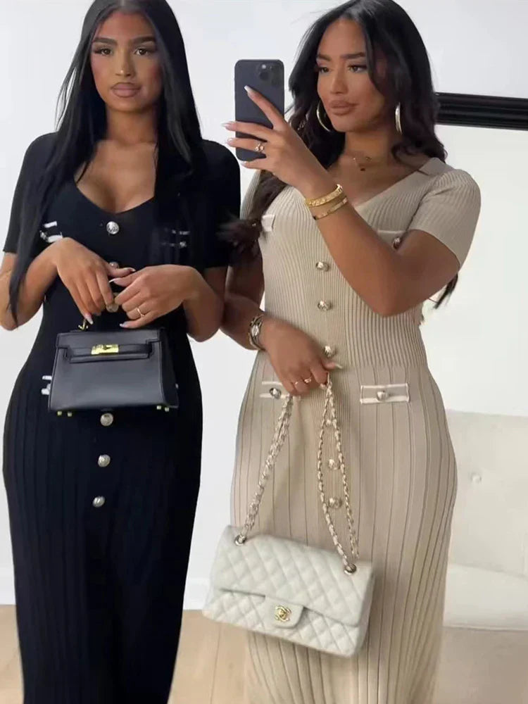 Camille | Φόρεμα bodycon από πλεκτό με V-ντεκολτέ και κομψό κούμπωμα με κουμπιά