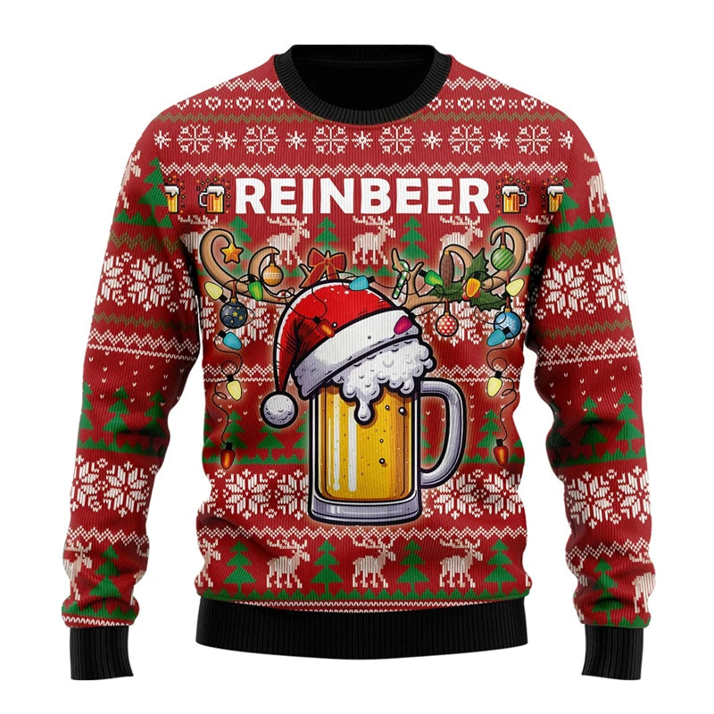 Rød julesweater med ølkrus og nissehue, tekst "Reinbeer", rensdyr og snefnug mønster. Perfekt til julefrokost og festligheder.