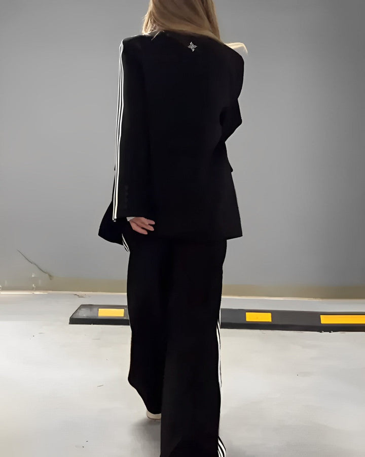 Στριμπέτ σακάκι και φαρδιά παντελόνια - σετ δύο τεμαχίων