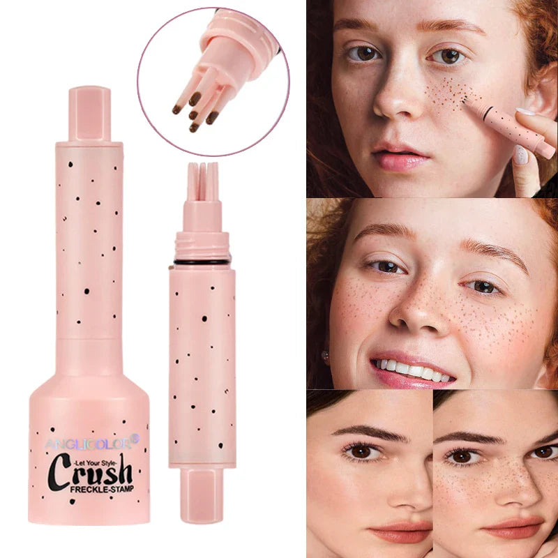 Billede af en lyserød fregne-stempel makeup-applikator med flere billeder af kvinder, der bruger den til at skabe naturlige fregner på huden.