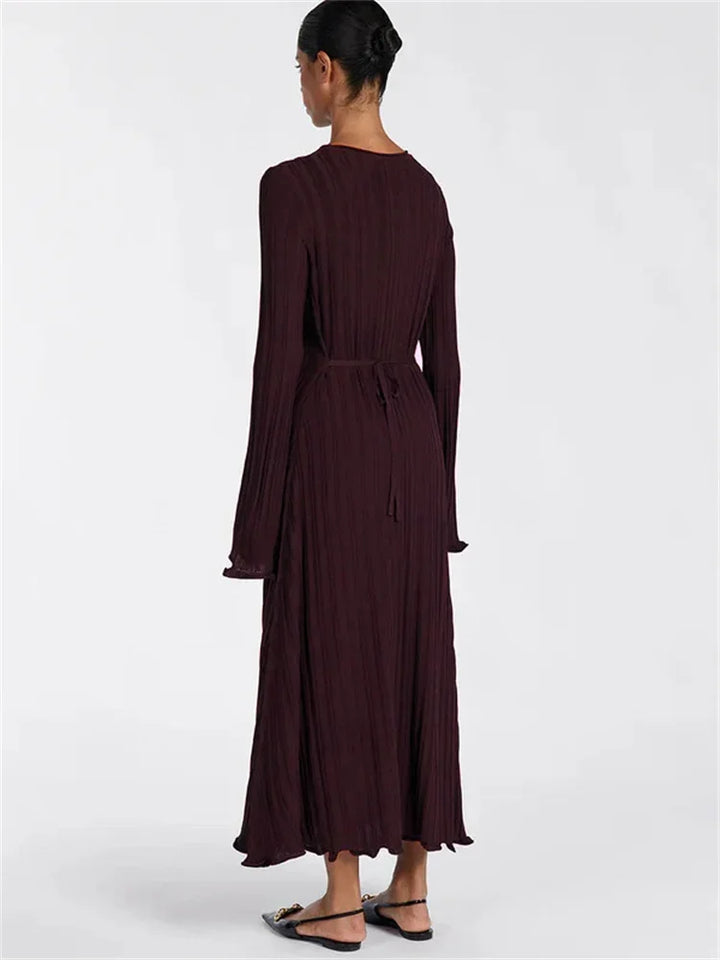 Ιζαμπέλ Μινιμαλιστικό μακρύ φόρεμα με ψηλό λαιμό και φαρδιά μανίκια | Κομψότητα και άνεση