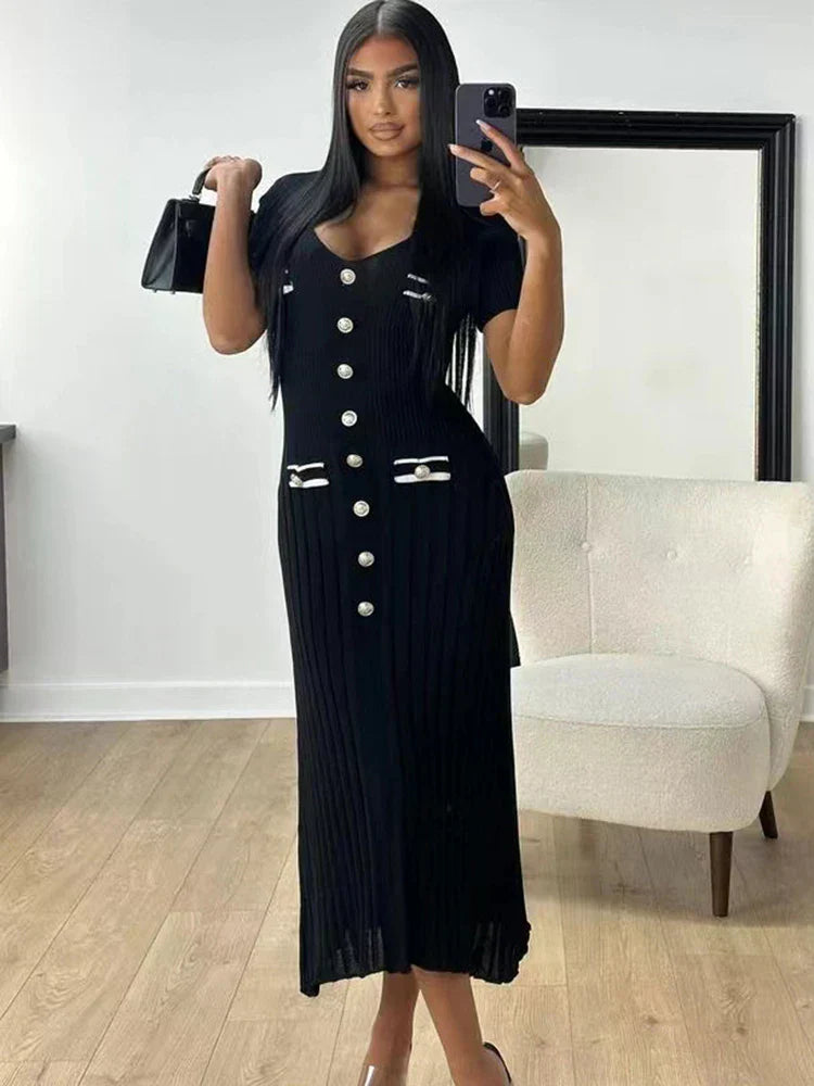 Camille | Φόρεμα bodycon από πλεκτό με V-ντεκολτέ και κομψό κούμπωμα με κουμπιά