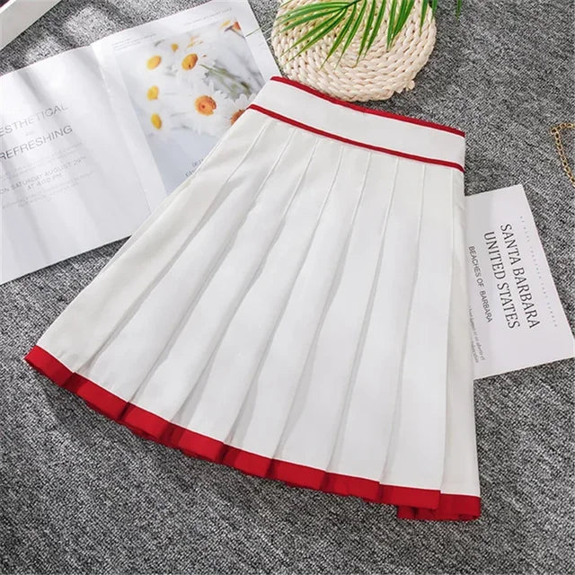 Camille κοντραστ πλισέ μίνι φούστα | Αθλητική κομψότητα και καλοκαιρινή άνεση