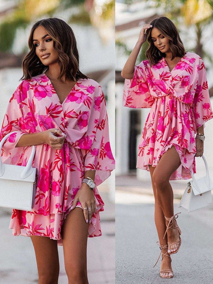 Vestido curto Noelia para mulheres com decote em V | Arejado, confortável e versátil para o visual de verão