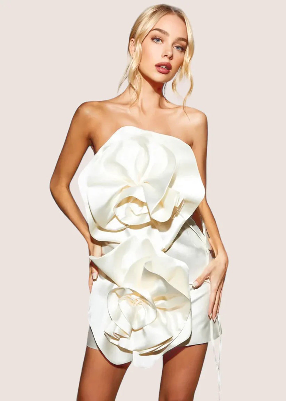 Vestido de festa Fleur Blanche para mulheres | Vestido curto tomara que caia cor de marfim com detalhe de corpete
