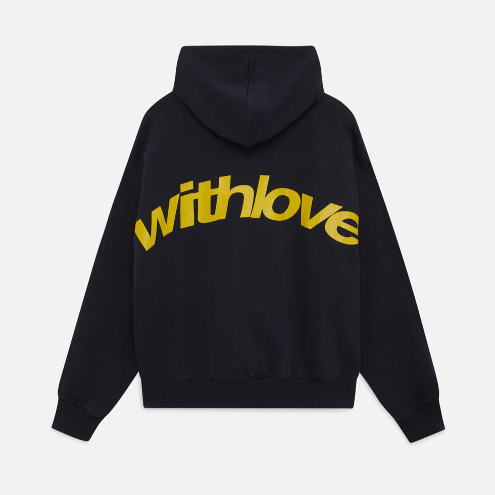 Sort hættetrøje med gul "withlove" tekst på ryggen, unisex design, moderne streetwear, komfortabel pasform, populær mode, casual stil.