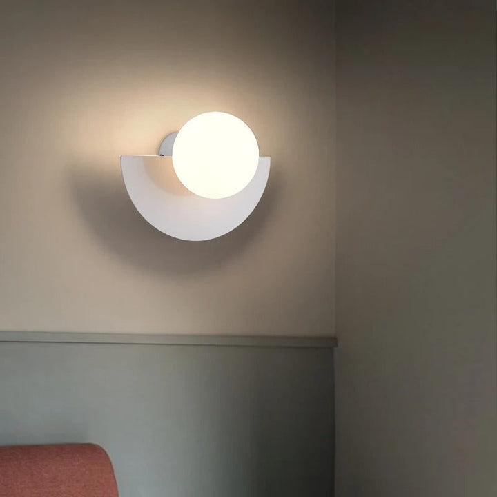 Summit - Nordisk polokruhová nástěnná lampa