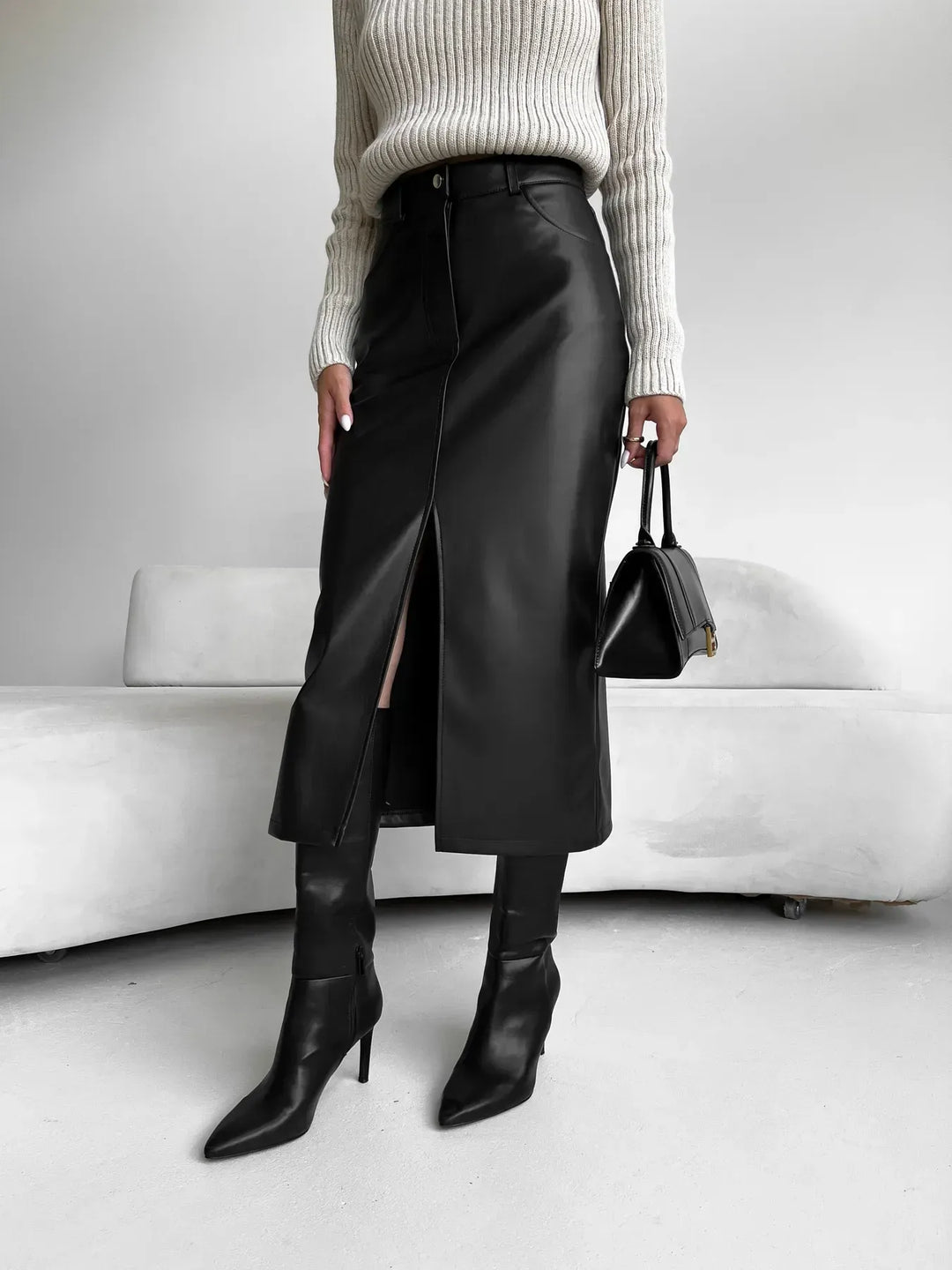 Patricia midi sukňa pre ženy z ekologickej kože | Elegantná sukňa s vysokým rozparkom a koženým vzhľadom