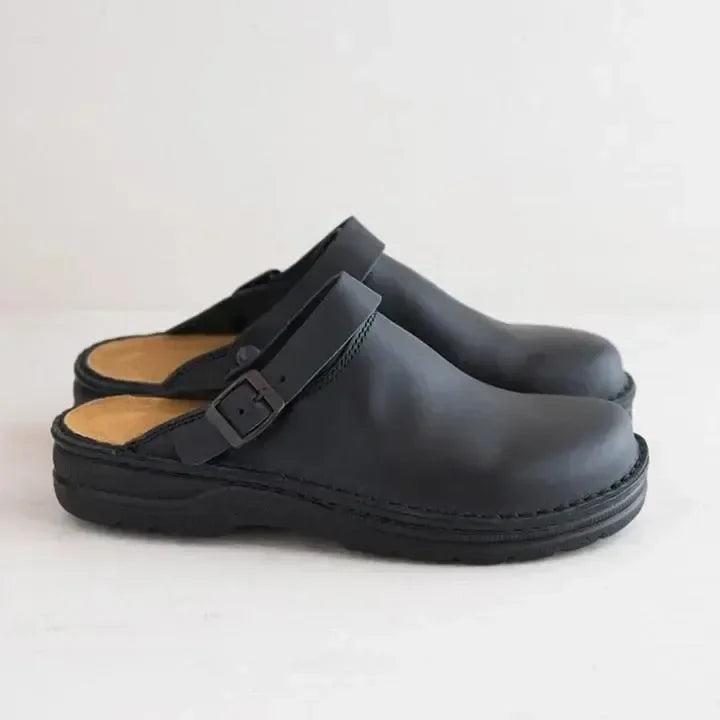 Comfortable leather clogs | Unisex slip-on shoes for everyday use