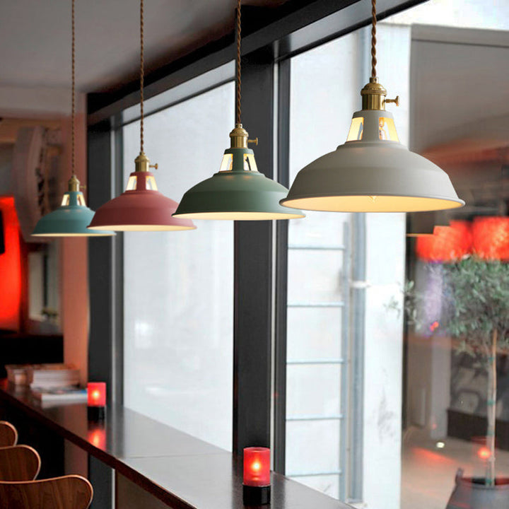 LuzRetroca - Farvet lampe i vintage industristil