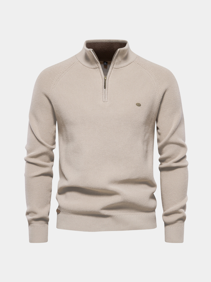 Beige herresweater med lynlås, ribstrikket design og høj krave. Stilfuld og varm trøje til efterår og vinter. Perfekt til casual og formelle lejligheder.