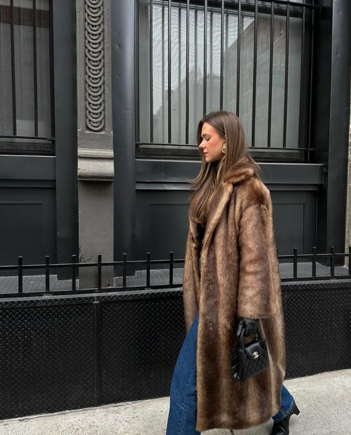 Lucy | Luksuriøs lang faux fur-frakke