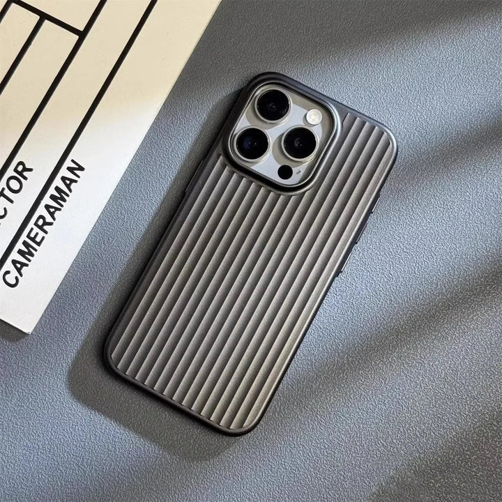 Noviroa pouzdro na mobil | Ultratenké, nárazuvzdorné a kompatibilní s bezdrátovým nabíjením