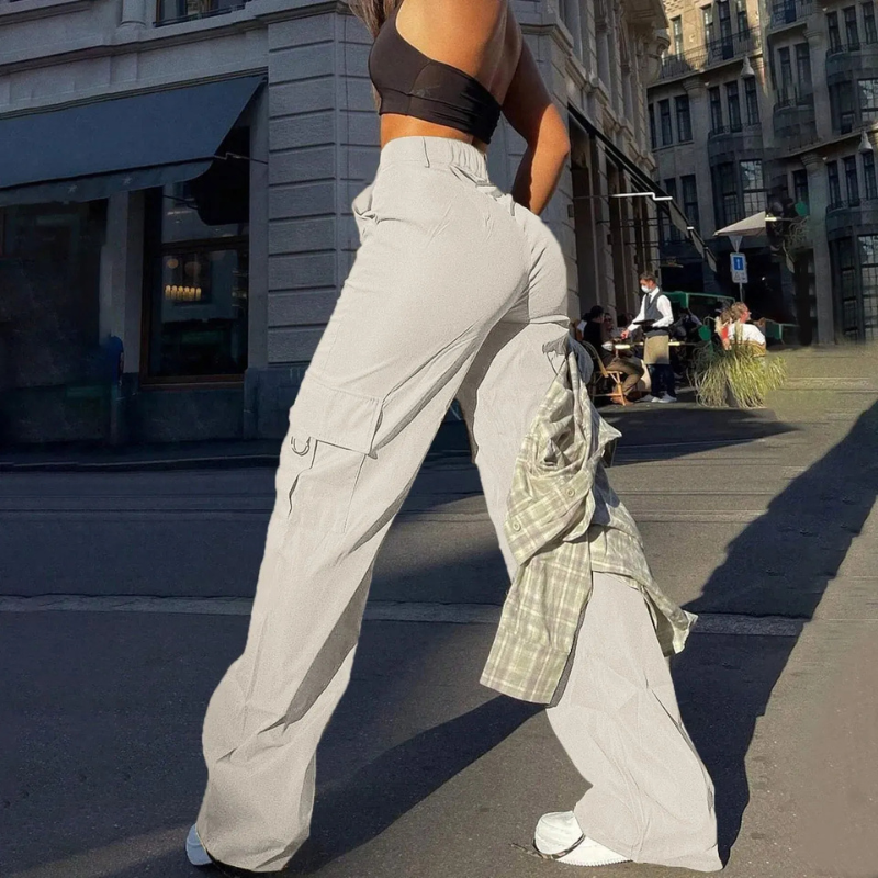Pamela cargo pants for women | Flattering high waist with sturdy pockets