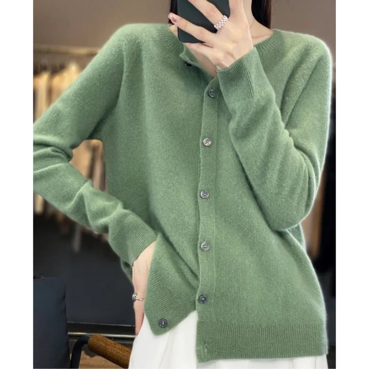 Elise cardigan med rund hals til kvinder i ren merinould | varme og naturlig elegance