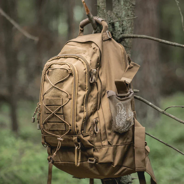 Robusta mochila táctica de 65L | Impermeable para senderismo, camping, caza y supervivencia