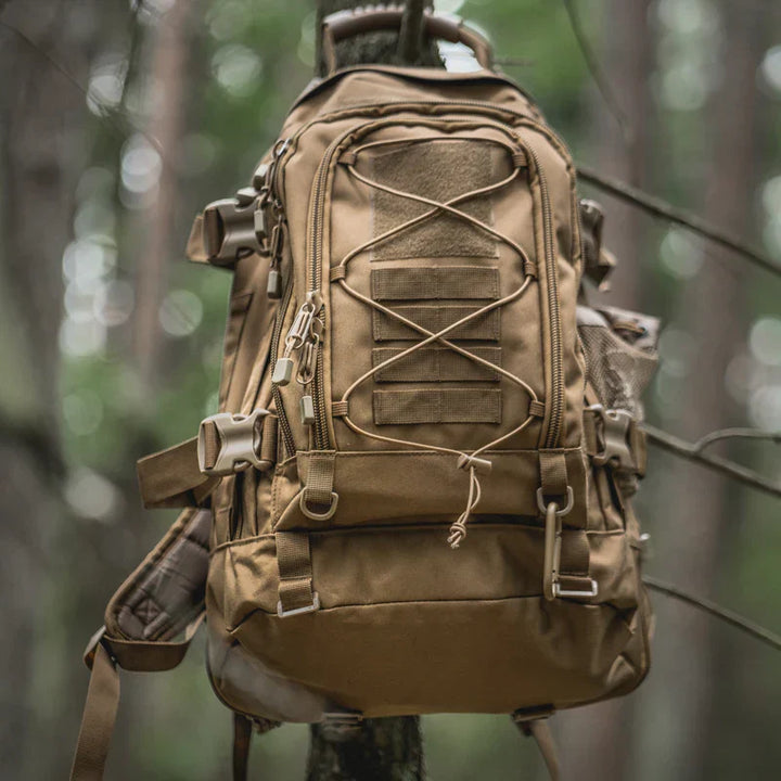 Robusta mochila táctica de 65L | Impermeable para senderismo, camping, caza y supervivencia