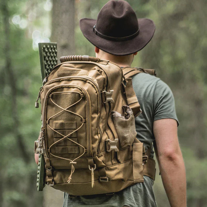 Robusta mochila táctica de 65L | Impermeable para senderismo, camping, caza y supervivencia