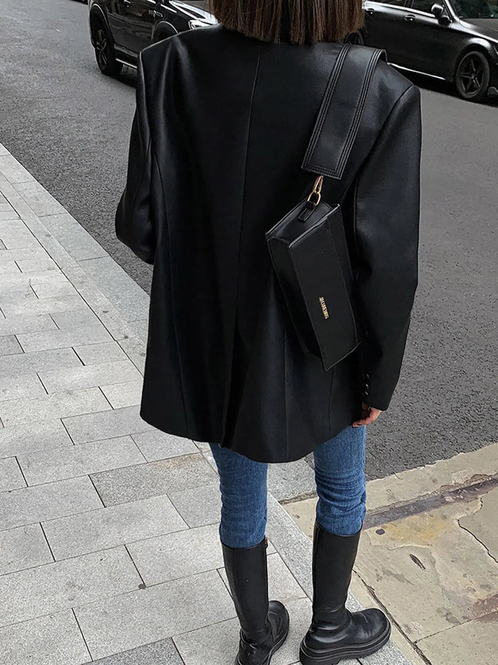 Sarah Dame Læder Blazer | Elegant Jakke med Praktiske Lommer