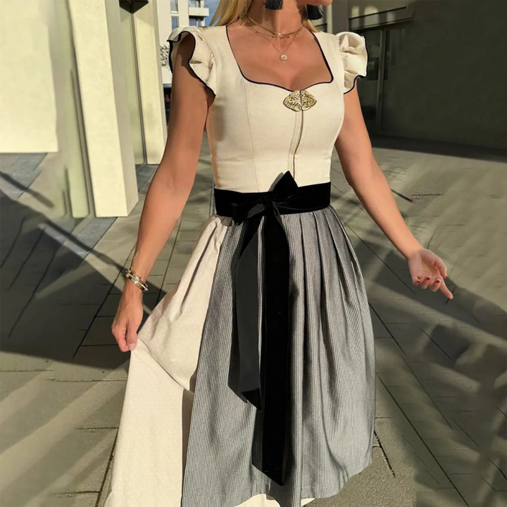 Dirndl femeie | costum tradițional și modern bavarez
