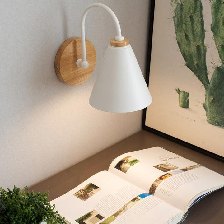 Ardello Wandlamp | Metal & Træ Buet Moderne Læselampe til Soveværelse & Stue