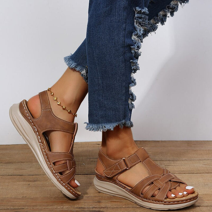 Orthopedic hiking sandals for ladies platform outdoor comfort