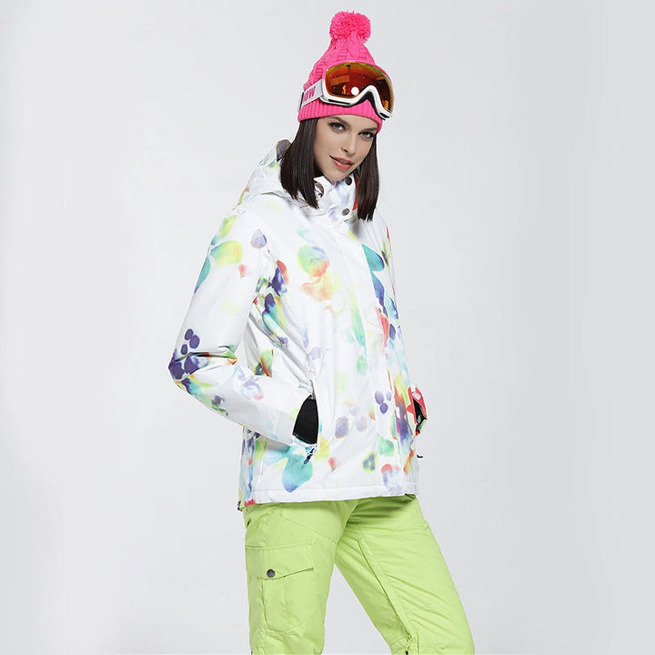 PolarBlizzard | Warm and colorful snowboard jacket for women for extreme cold