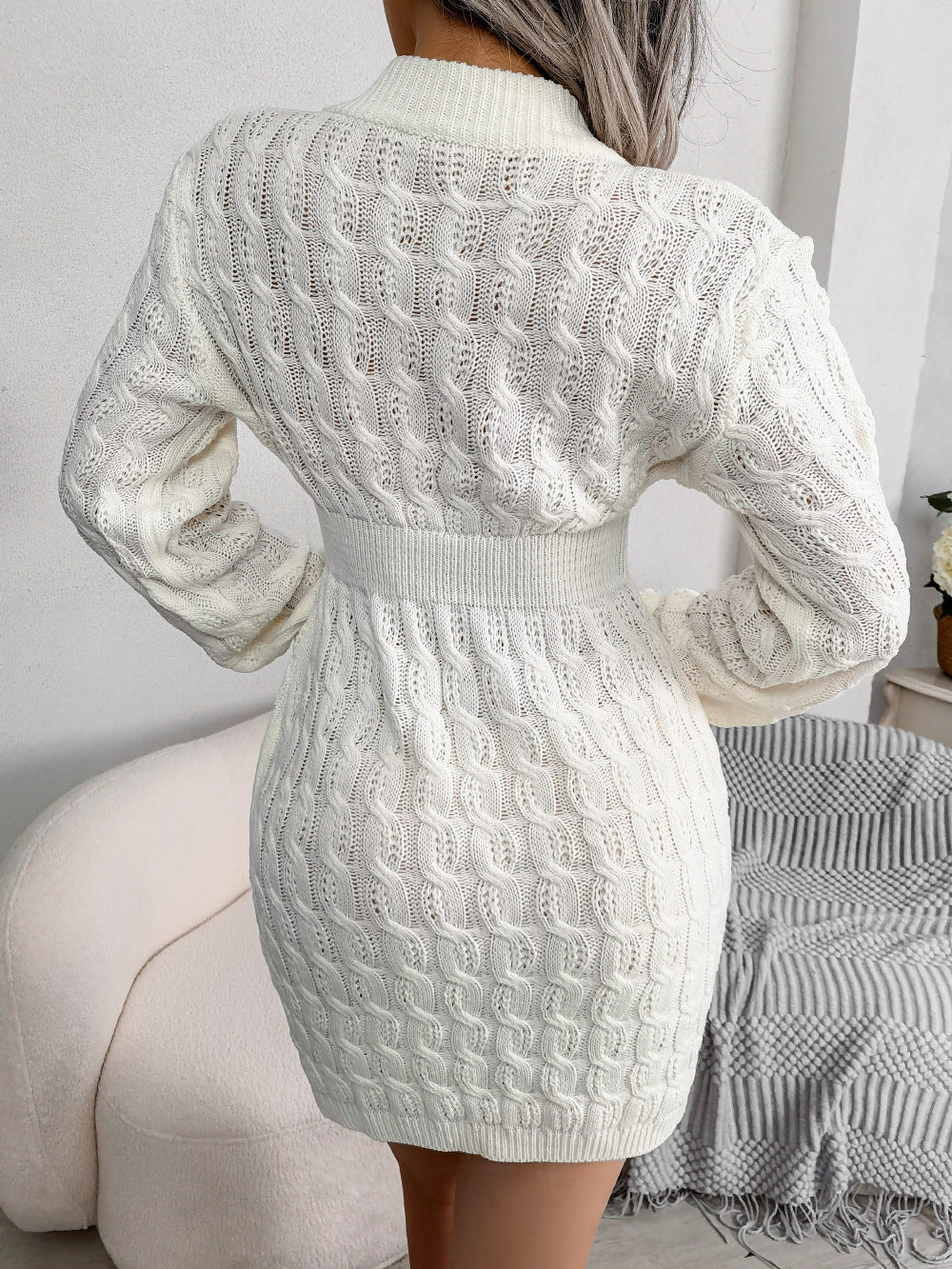 Romy naisten neulemekko | Eleganssi & mukavuus Twisted Meshissä