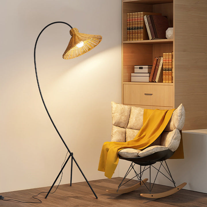 Bamboo Cap lattiavalaisin bambusta | Elegantti muotoilu & lämmin valaistus moderniin sisustukseen