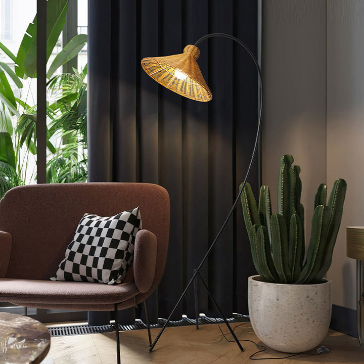 Bamboo Cap lattiavalaisin bambusta | Elegantti muotoilu & lämmin valaistus moderniin sisustukseen