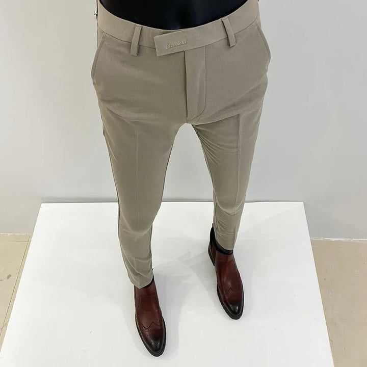 Pantalones de hombre pantalones formales pantalones elásticos ajustados de un solo color pantalones casuales de longitud completa moda ropa nueva de hombre