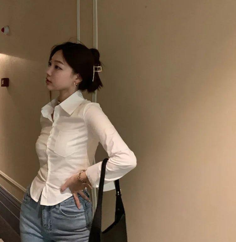 Ashleya Elegantti Slim Fit -paita naisille | Hienostunut tyyli ja räätälöity istuvuus