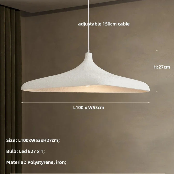 Moderne hvid pendellampe med justerbar 150 cm kabel, L100xW53xH27 cm, LED E27 pære, lavet af polystyren og jern. Ideel til stilfuld belysning.