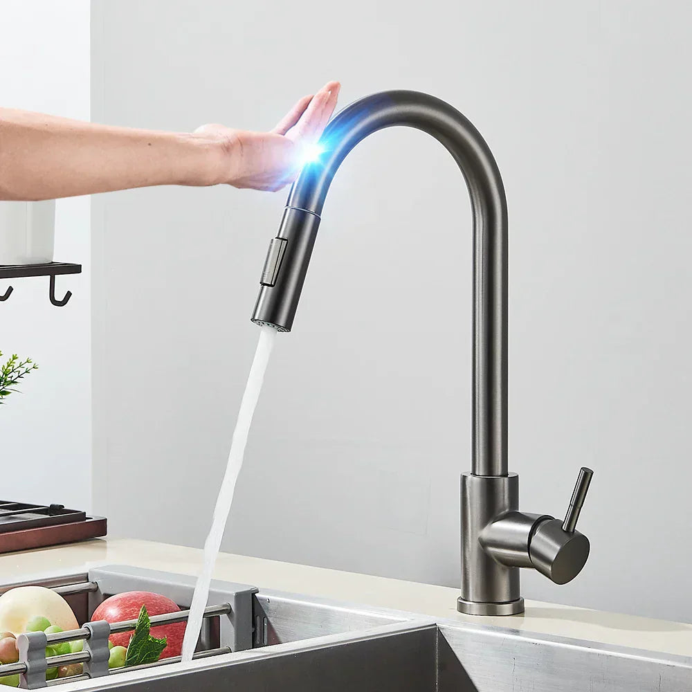 Torneira de cozinha com sensor de toque | Design moderno com bico retrátil