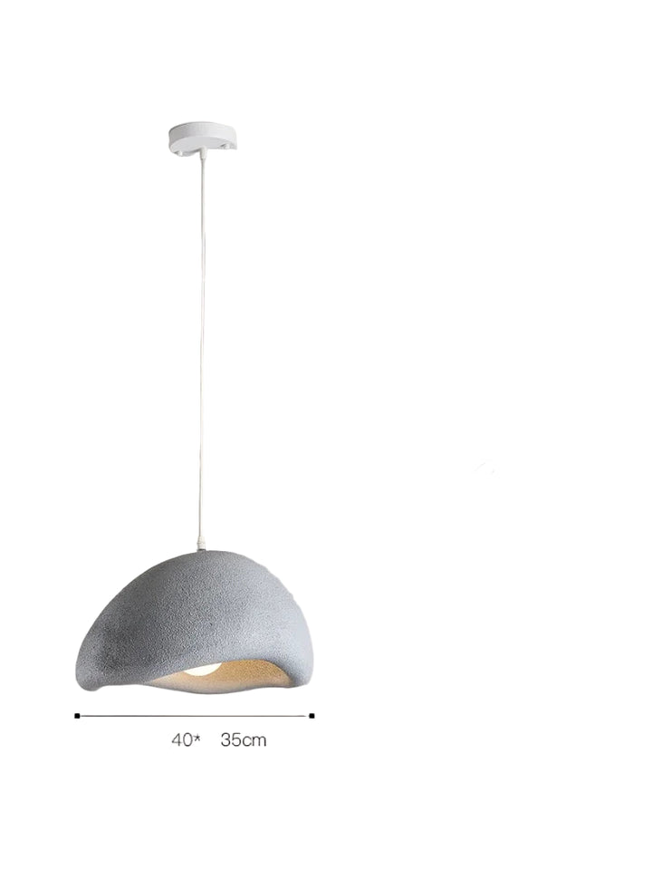 Grå moderne loftslampe med hvid ledning, minimalistisk design, 40x35 cm, ideel til stue eller køkken, skaber stilfuld belysning.