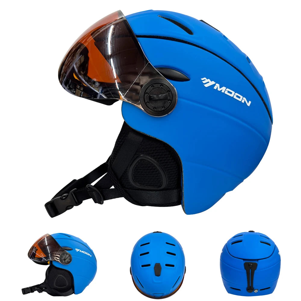 Blå skihjelm med visir, justerbar rem og ventilation. Perfekt til vintersport. Høj kvalitet, sikkerhed og komfort. Moon mærke.