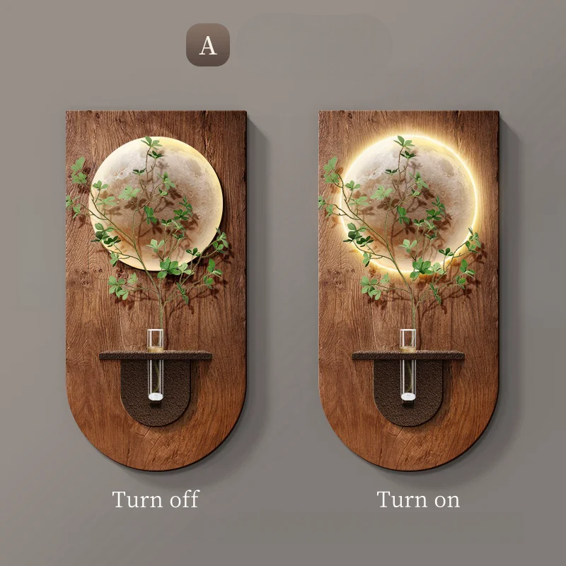 Væglampe med trædesign, måneformet LED-lys og grønne grene. Tændt og slukket tilstand. Moderne belysning, dekorativ indretning.