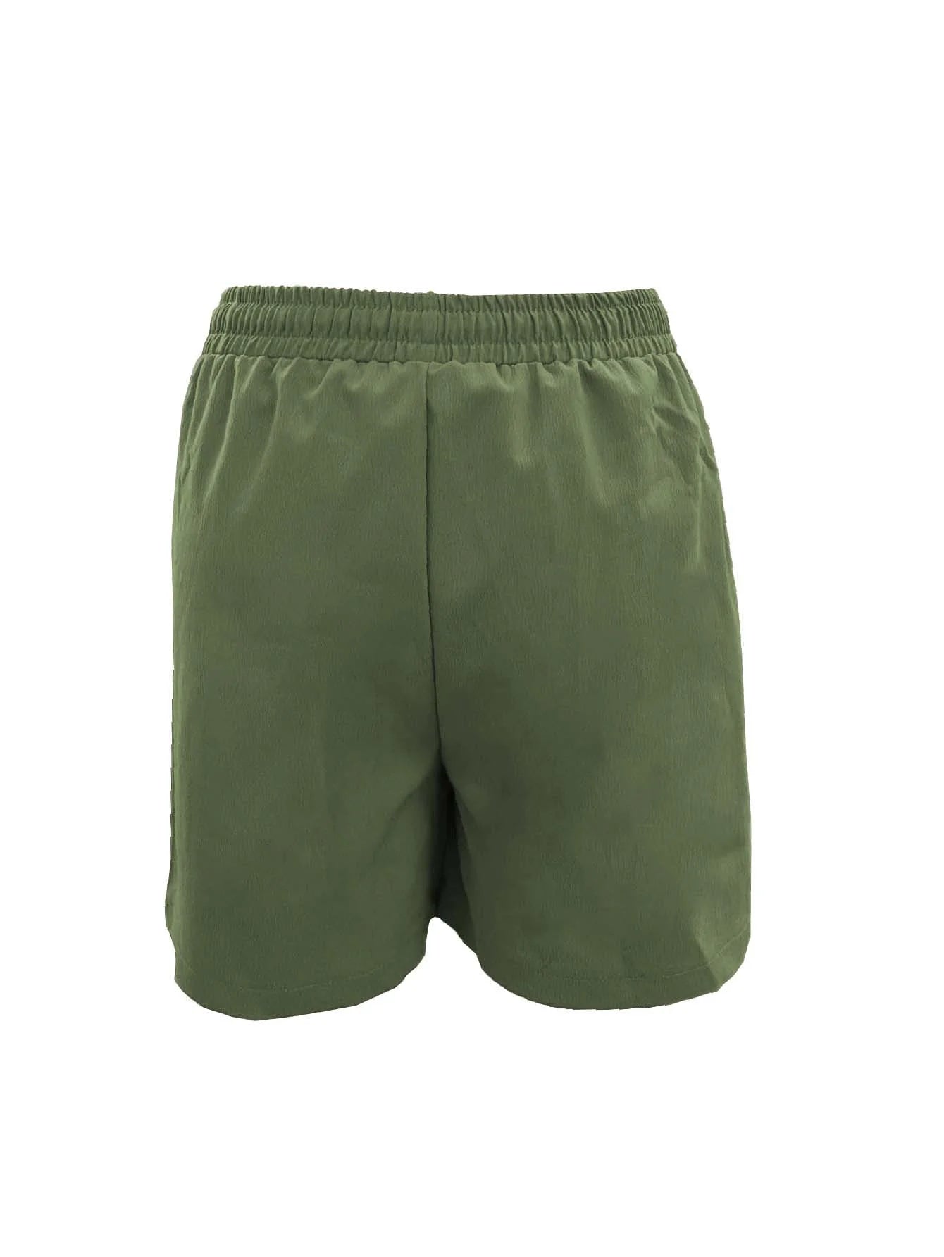 Grønne herreshorts med elastisk talje, afslappet pasform, velegnet til sommer og sport. Komfortable og stilfulde shorts til hverdagsbrug.
