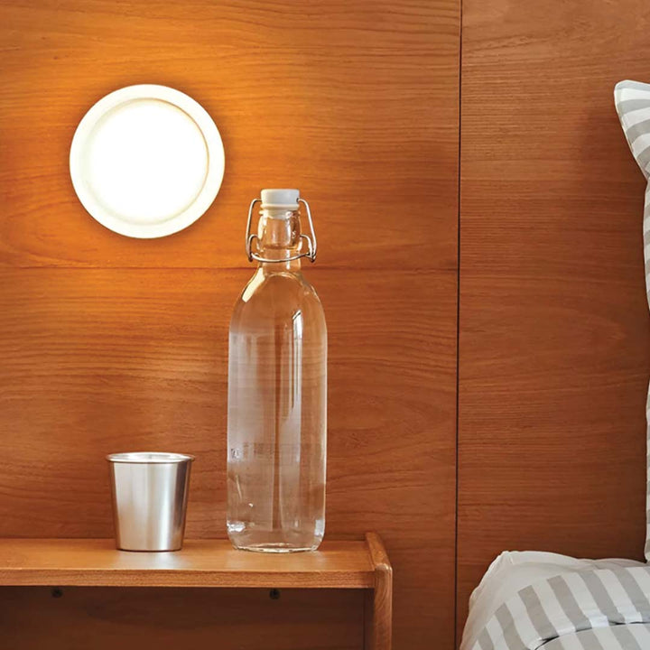 Solaria - Elegant, fordybet væglampe