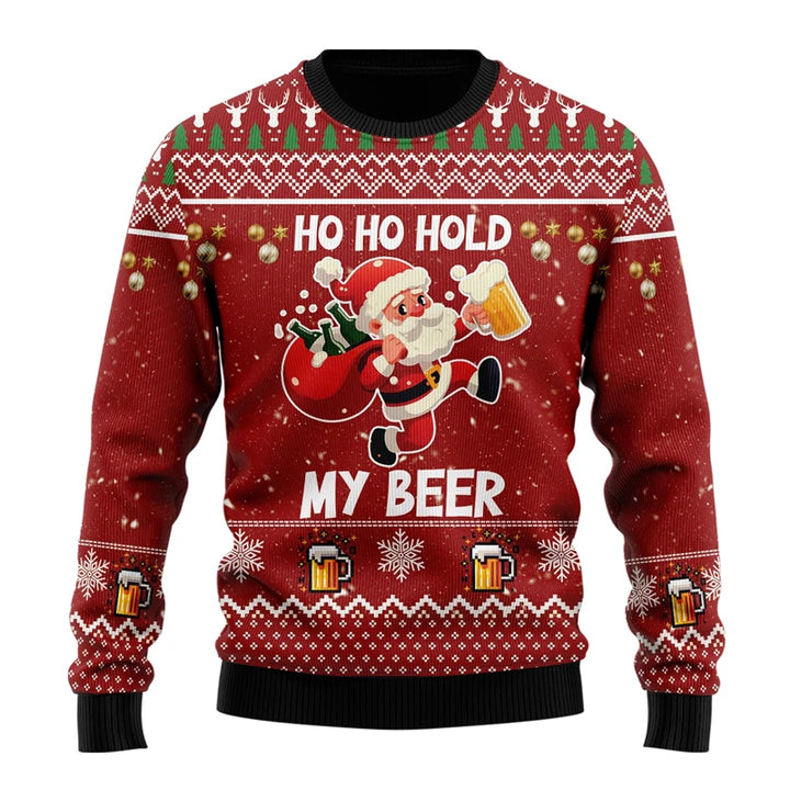 Rød julesweater med julemand, ølkrus og teksten "Ho Ho Hold My Beer". Perfekt til julefrokost og sjove juletrøjer.