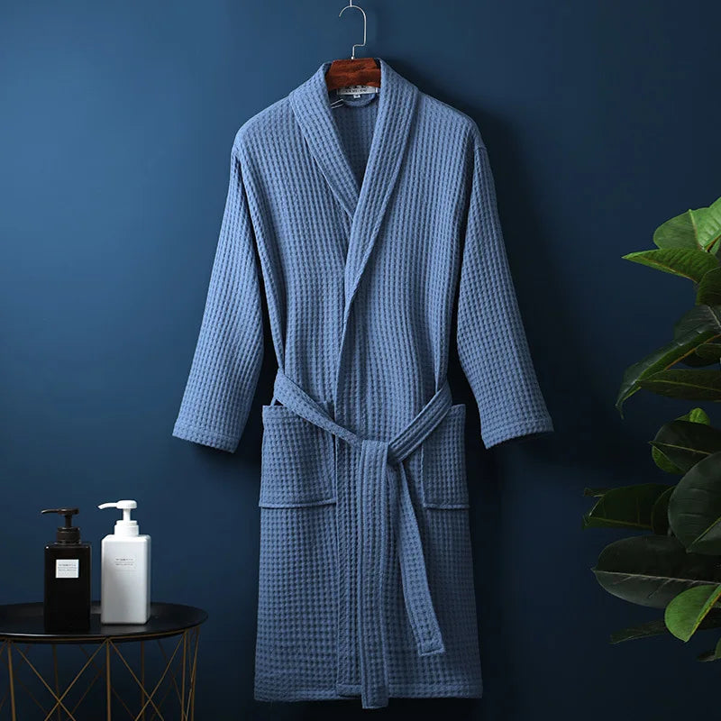 Let og åndbar unisex-badekåbe med vaffelstruktur
