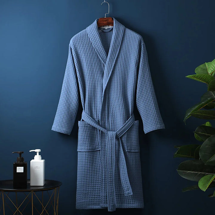 Let og åndbar unisex-badekåbe med vaffelstruktur